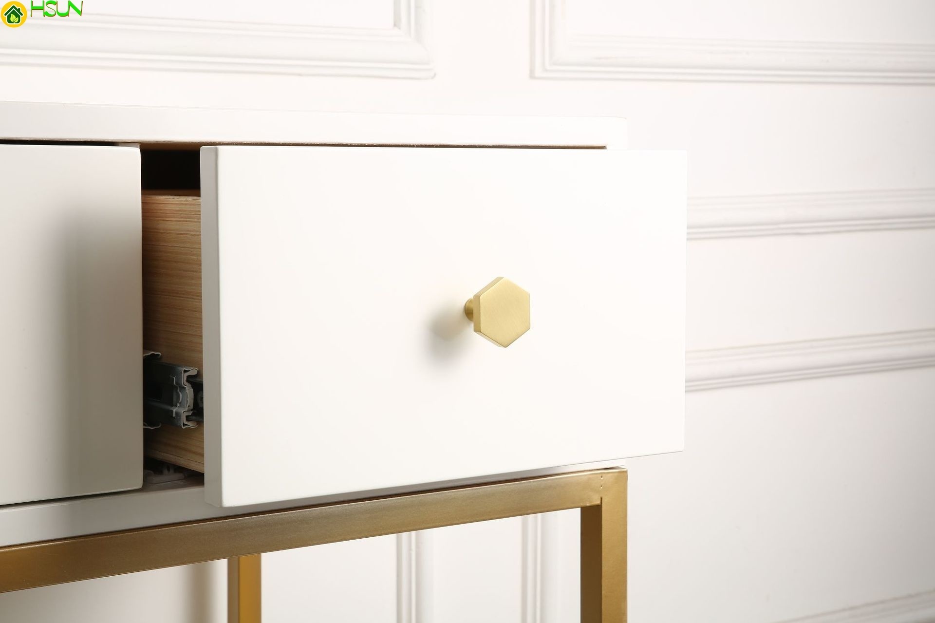 Yeni Çin TV dolap kapağı tutac - Furniture Hardware Paint incelemesi ve fiyatı